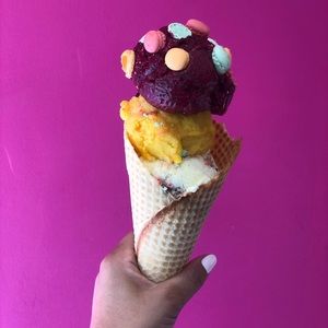 Meet your Posher, Cecile